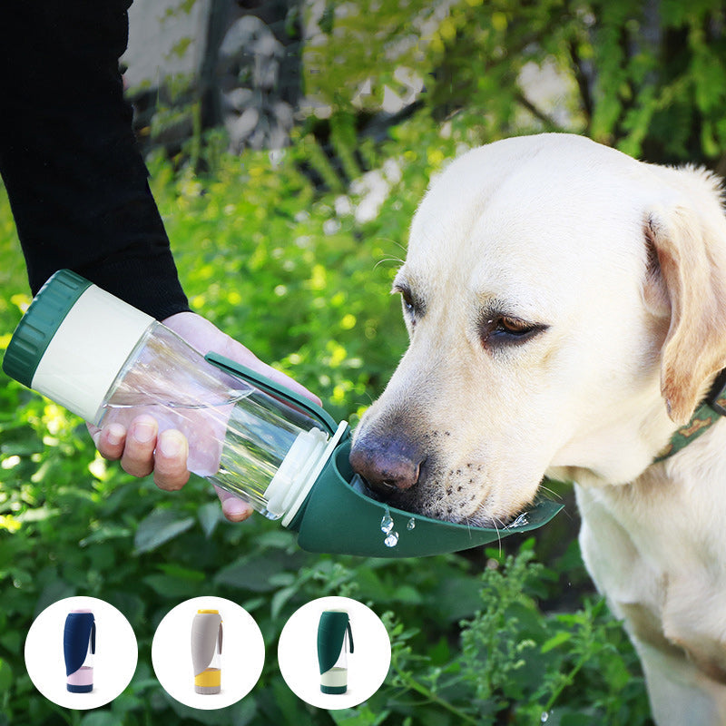 Wasser- und Futternapf für Haustiere im Freien