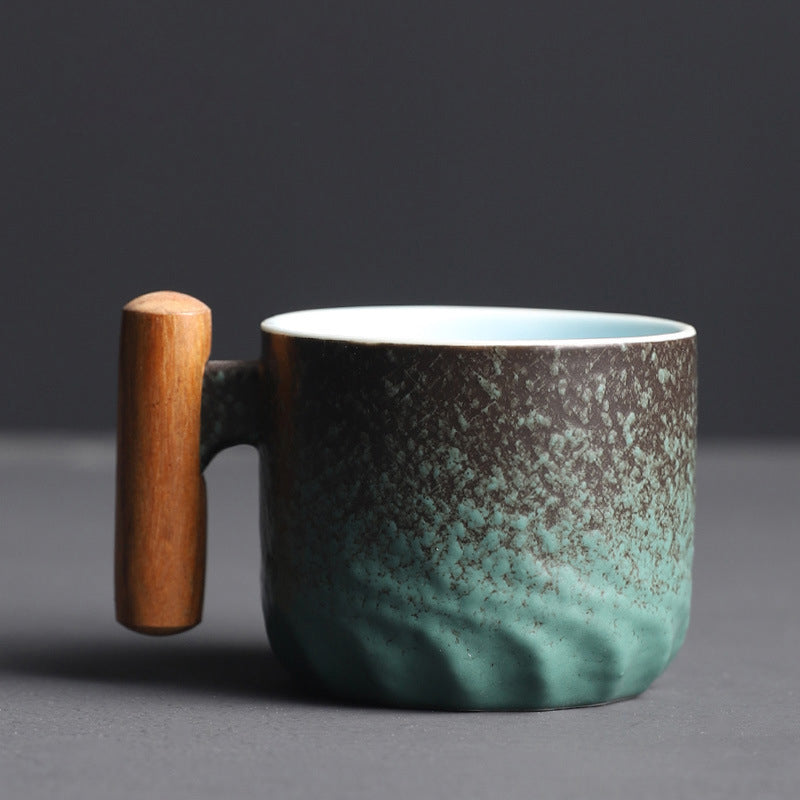 Handgefertigte Retro-Kaffeetasse aus Keramik