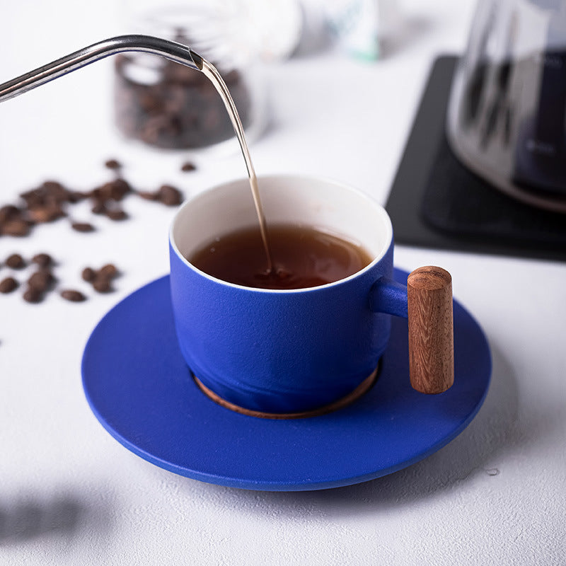 Handgefertigte Retro-Kaffeetasse aus Keramik