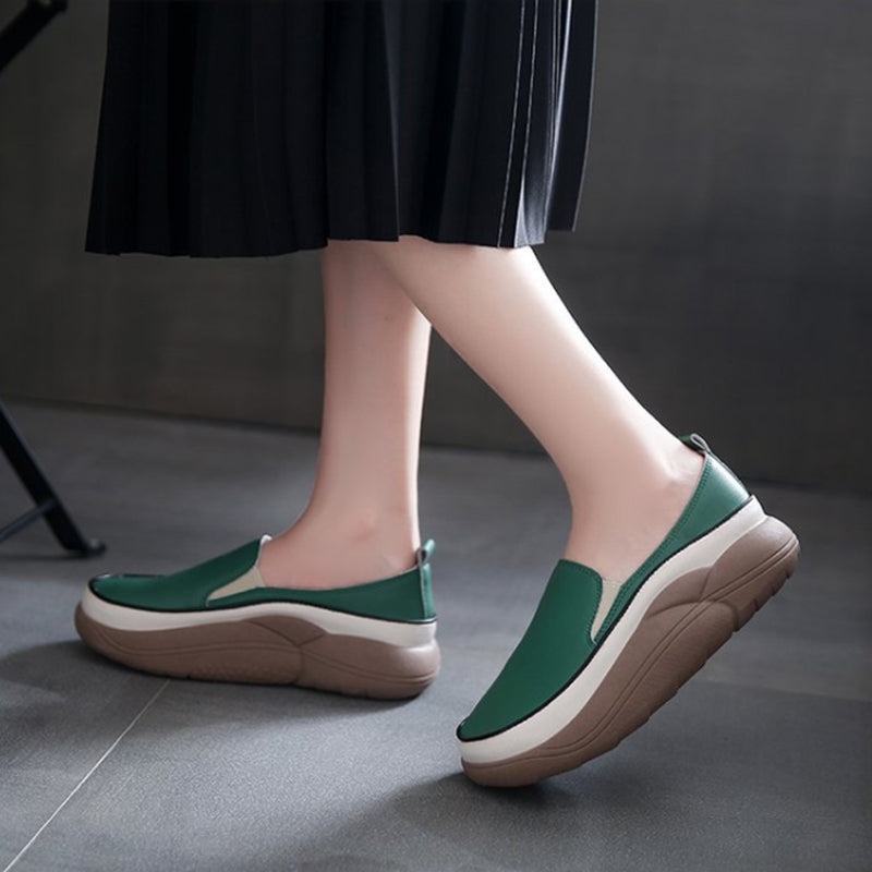 Weibliche Modeplattform -Slipper